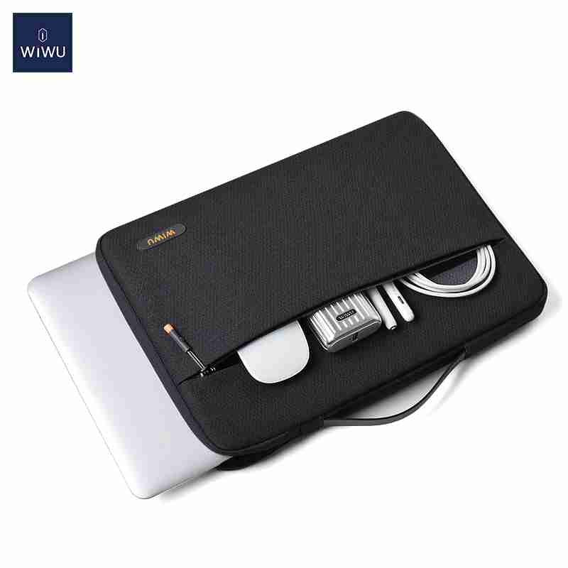 Funda Pilot M Black WIWU