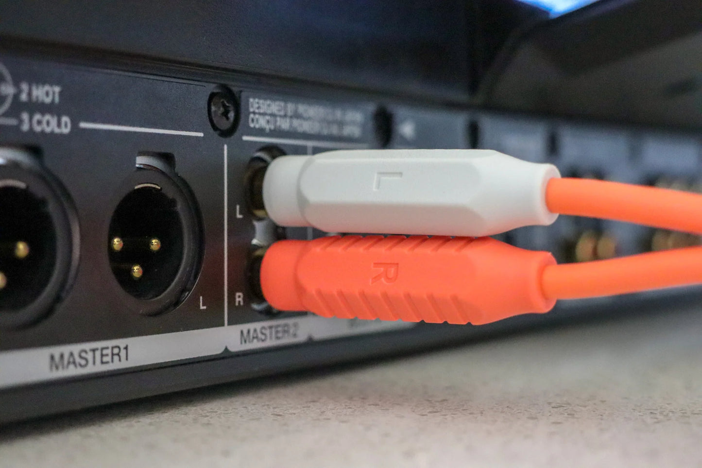 Cable RCA a RCA Blanco 2 Metros DjTechTools