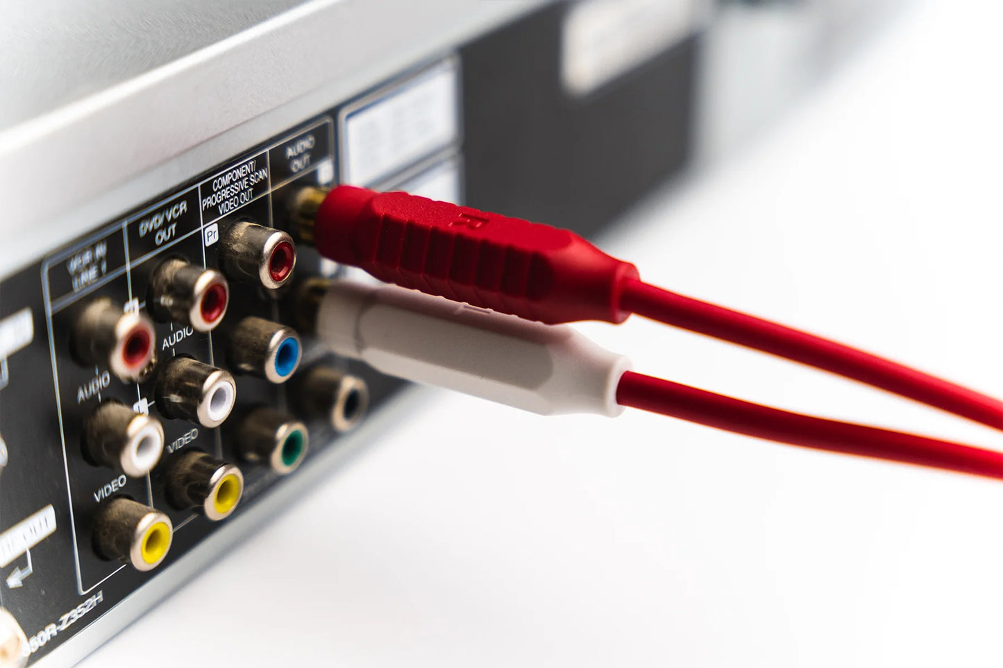 Cable RCA a RCA Blanco 2 Metros DjTechTools