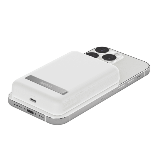 Batería portátil con cargador magnético BOOSTCHARGE de 5.000 mAh Blanco Belkin