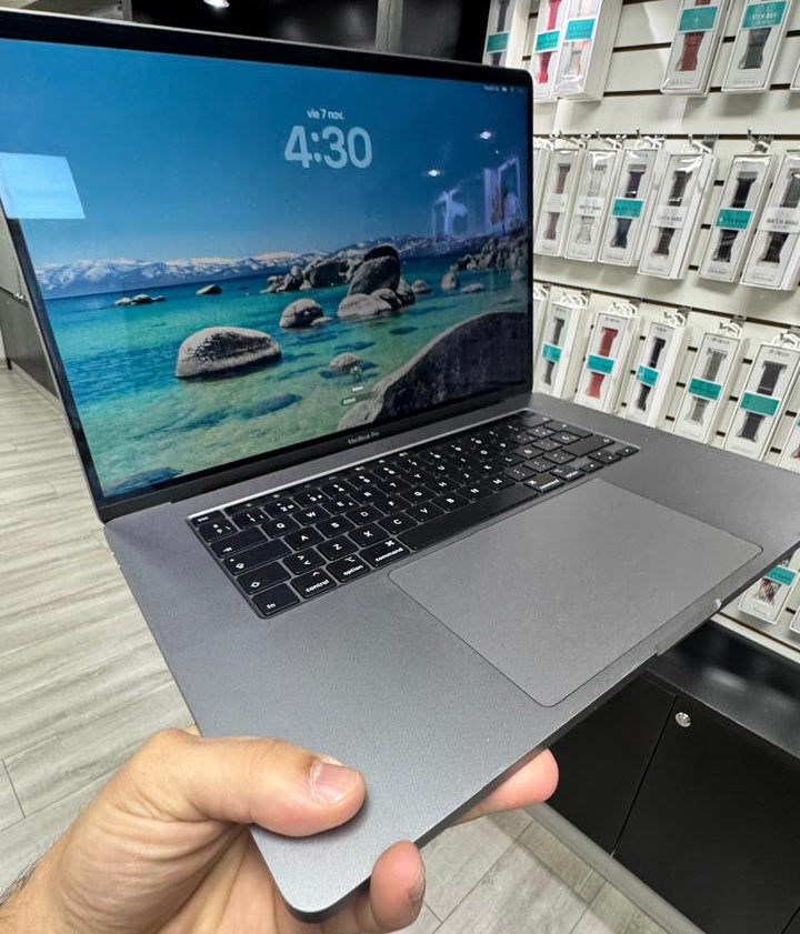 Macbook Pro 16 Intel i7 16gb RAM 512gb Disco Duro USADO