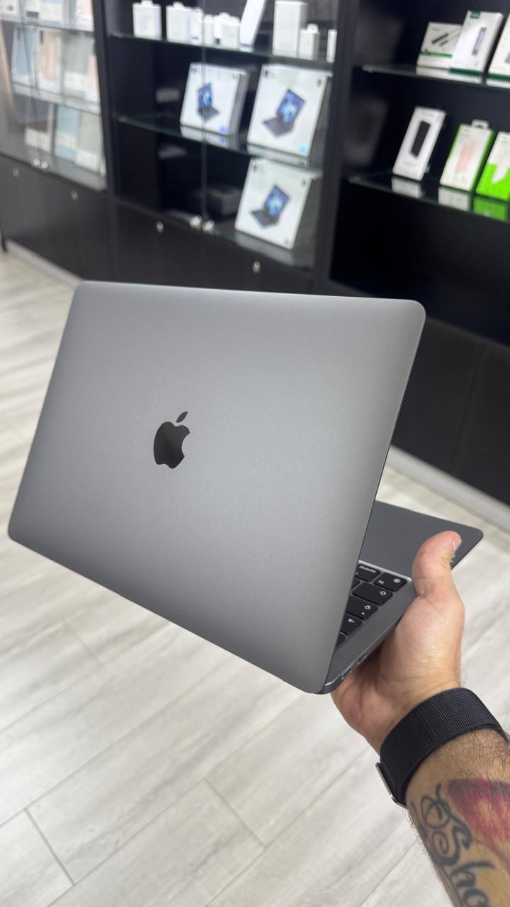 Macbook Air 13´ M1 8gb RAM 512gb Disco Duro USADO